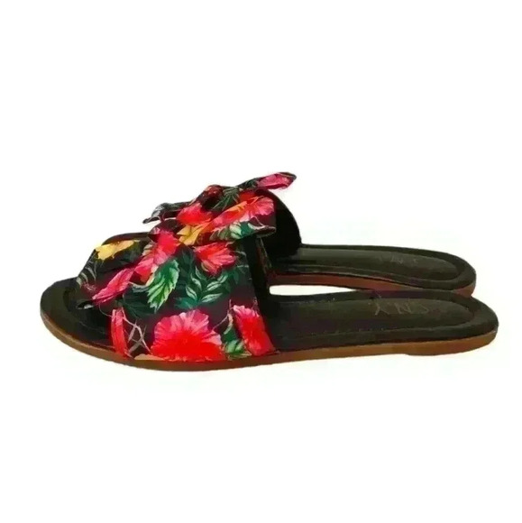A.S.N.Y. Tropical Floral Slip On Slides Flat Sandals - Picture 3 of 10